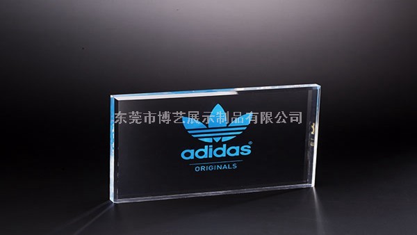 亞克力展示架為什么會(huì)比其它材質(zhì)的展示架要貴？_博藝展示
