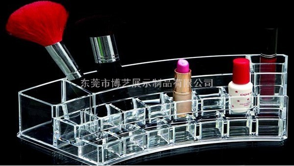 博藝的亞克力化妝品展示架如何讓其發(fā)揮應(yīng)有的價值？